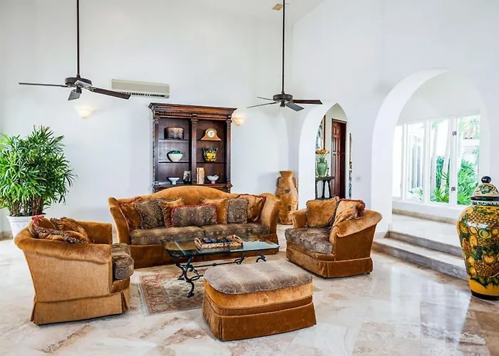 Villa Punta Bella Paraiso Beachfront